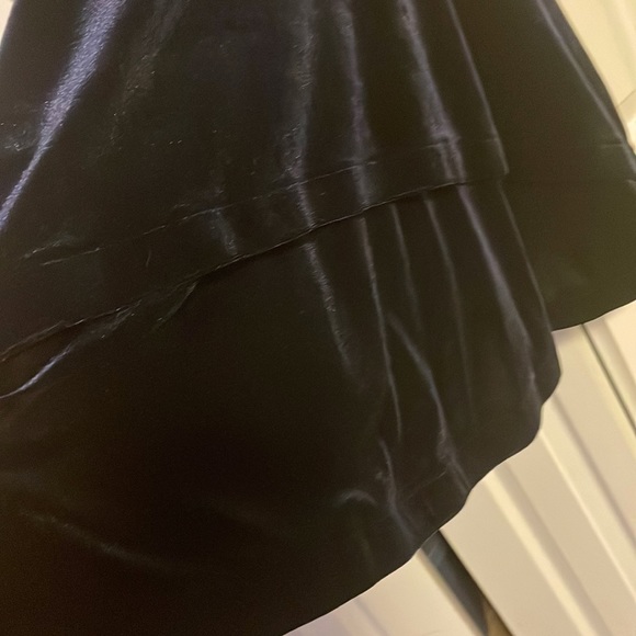 Navy Blue Velour Semi-Formal - Picture 2 of 5